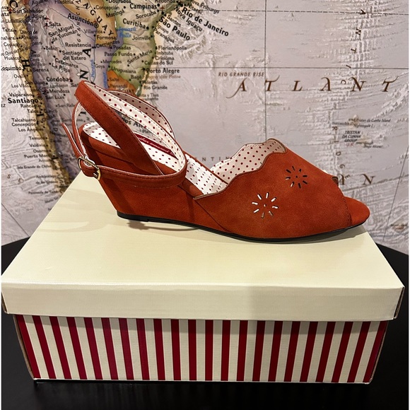 NIB BAIT footwear Didi Rust Wedge Sandal - Picture 1 of 5